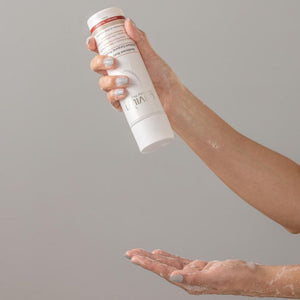 Lavilin odour control exfoliating body scrub, view 3